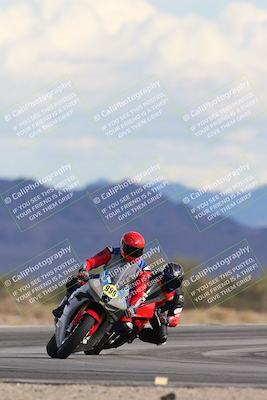 media/Nov-16-2025-Race Pace (Sun) [[8c5fa54630]]/Non Verified Riders (1st 20 Minutes)/5-Turn 15 (110pm)/